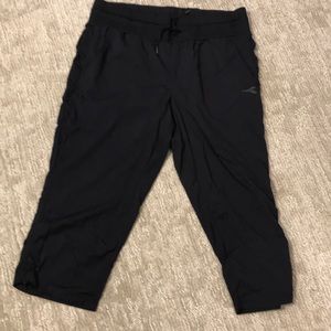 Diadora capris pants